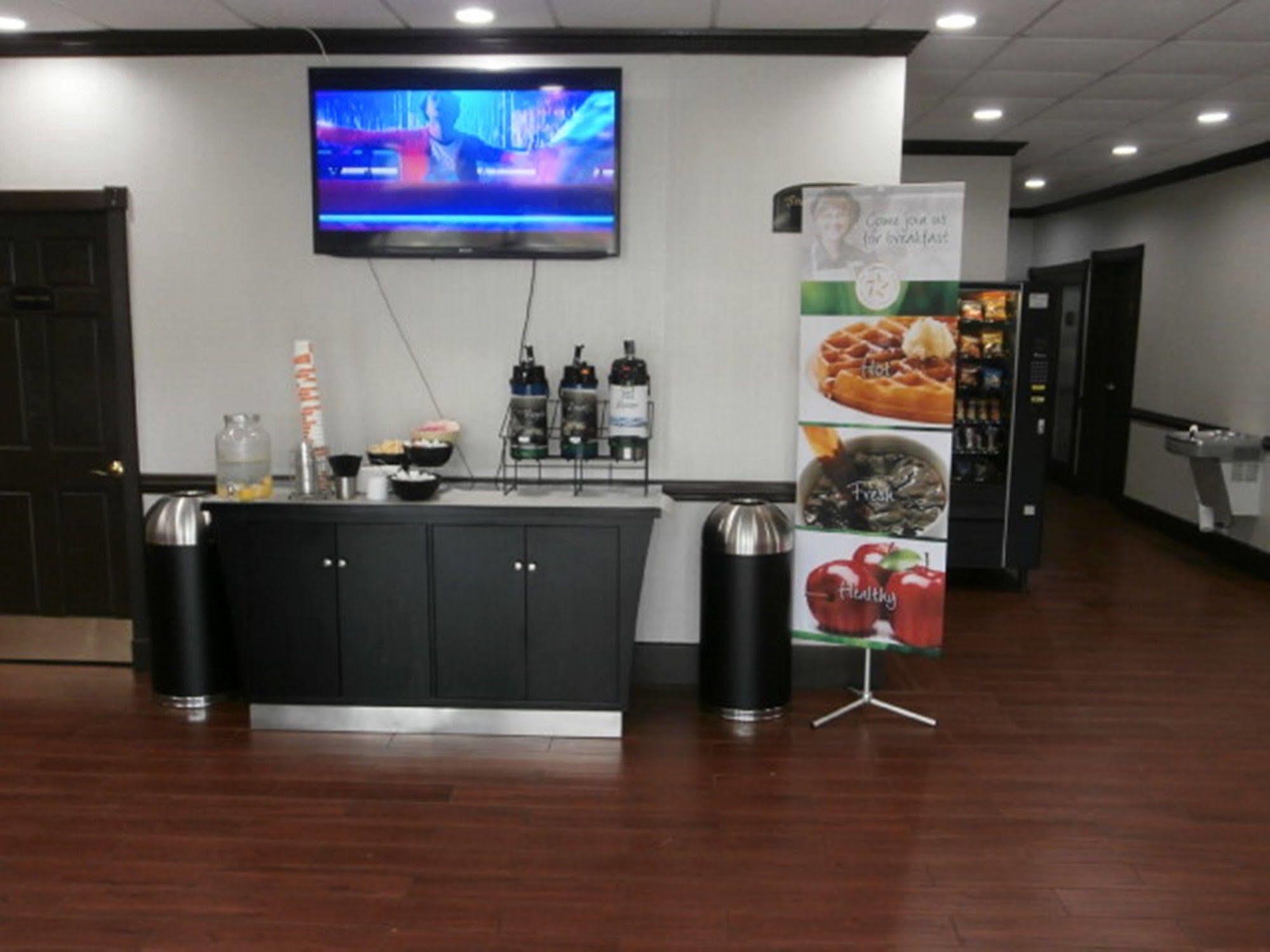 Quality Inn & Suites Hardeeville - Savannah North Exteriér fotografie